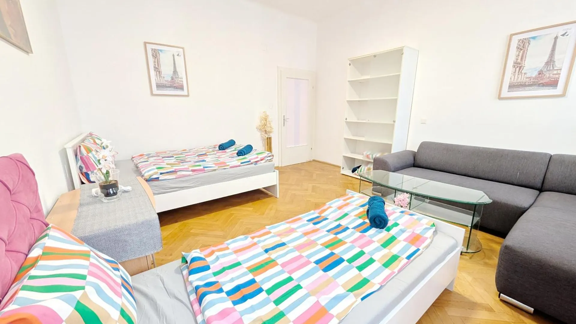Cozy Apartment In Lugner City Area Wenen