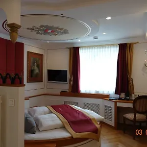 Haus Sanz Pensiune