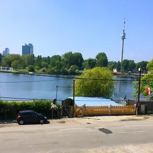 Ajo Apartments - Alte Donau Lake Or Garden View Balcony Studio - Self-Check-In Апартаменты
