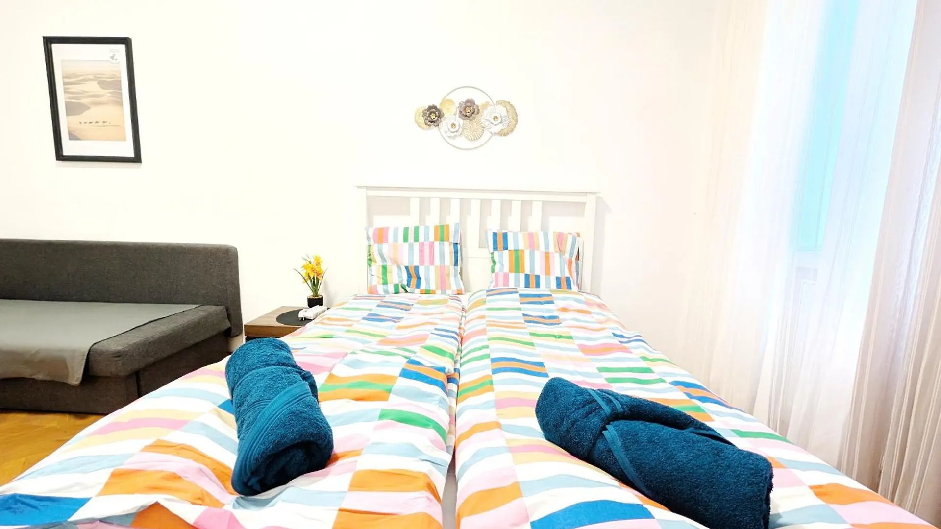 Cozy Apartment In Lugner City Area Viena 0*,  Austria