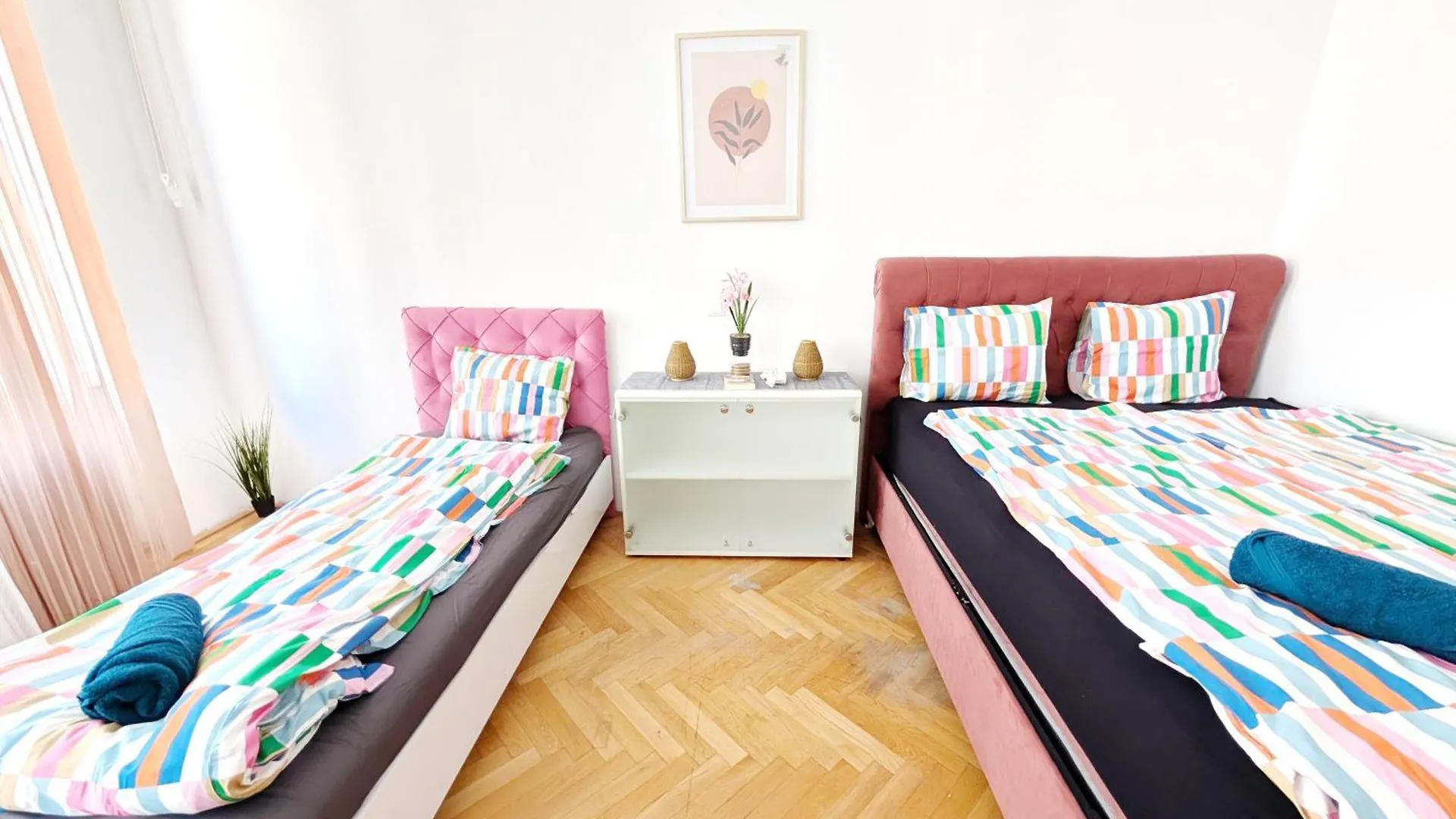 Cozy Apartment In Lugner City Area Viena